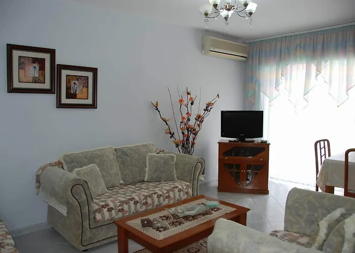 The Hill Apartment